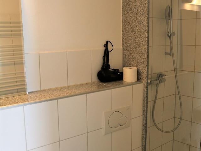 studio apartment located in Stuttgart center, Stuttgart Amsterdam Apartments for Rent