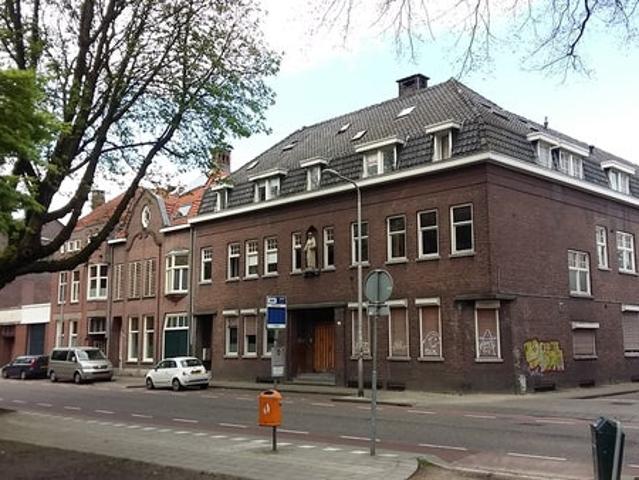 Studio Apartment Surface Area: 40m2 Unfurnished Available from: 2026 10 01