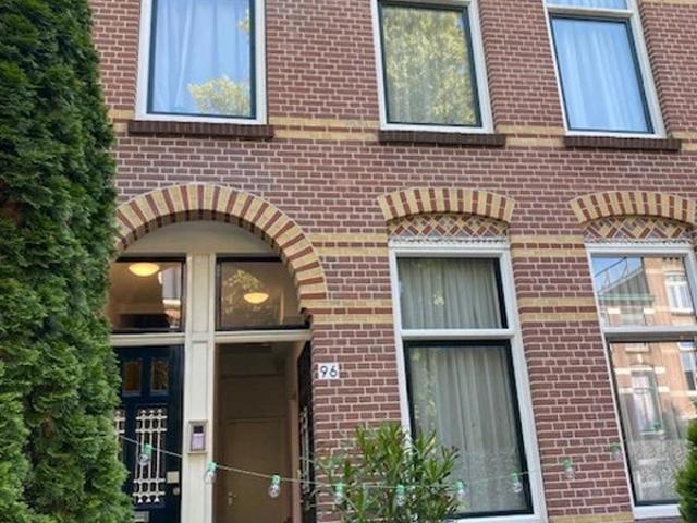 Studio Apartment Surface Area: 15m2 Unfurnished