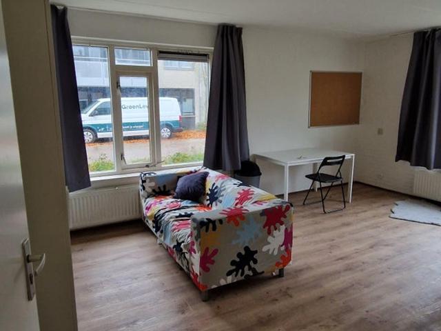 Studio Apartment Surface Area: 22m2 Furnished