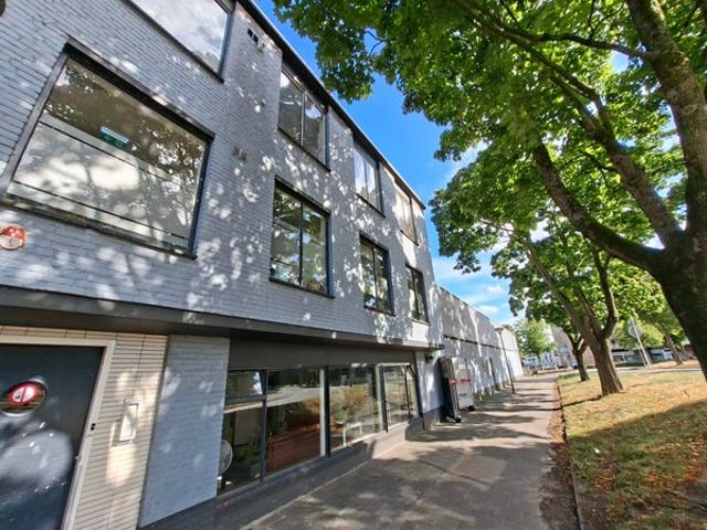 Studio Apartment Surface Area: 24m2 Unfurnished