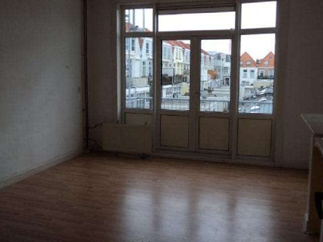 Studio Apartment Surface Area: 25m2 Unfurnished Available from: 2026 07 15