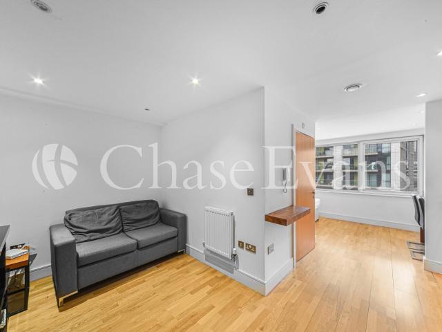 studio apartment to rent in canary wharf london e14