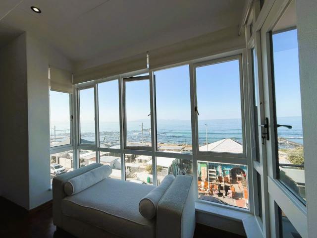 Studio apartment to rent in Kalk Bay