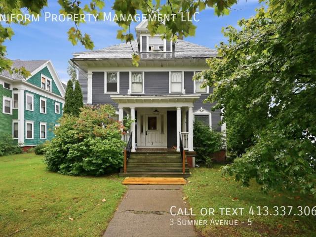 Studio Apartment w/ALL UTILITES INCLUDED