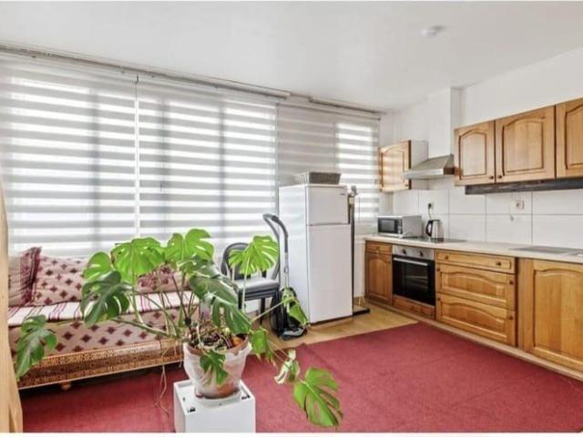 Studio Apartment with Attic in Hoboken, Antwerp