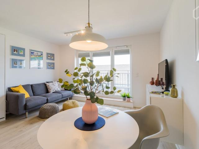 Studio apartment with Balcony in Berlin Lichtenberg, Berlin Amsterdam Apartments for Rent
