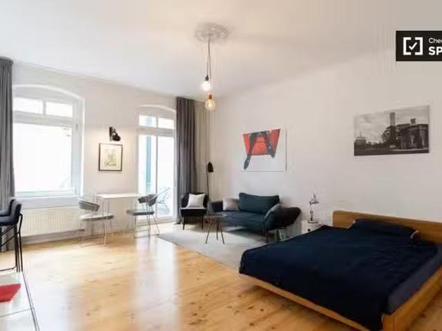 Studio Apartment zu vermieten in Winsviertel, Berlin