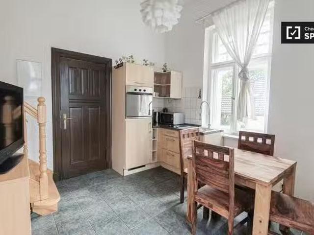 Studio Apartment zu vermieten in Zehlendorf, Berlin