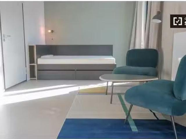 Studio Apartment zu vermieten in Frankfurt