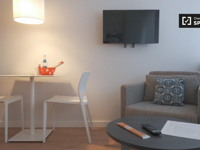 Studio Apartment zur Miete in Frankfurt am Main
