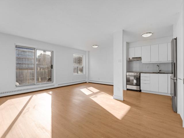 studio at 145 York St ByWard Market Ottawa K1N 8Y3
