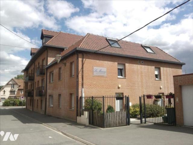 STUDIO AU 3ÈME ÉTAGE