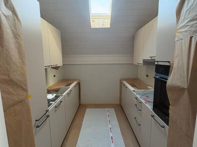 Studio au 1er étage dans un immeuble entièrement rénové