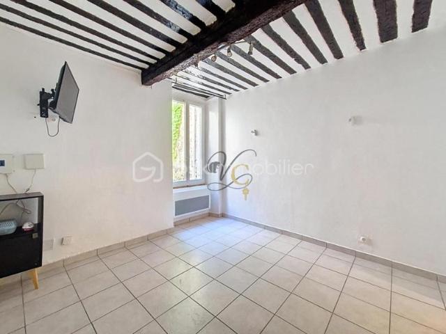 Studio au cœur d’Orange – Idéal investisseur ou premier achat