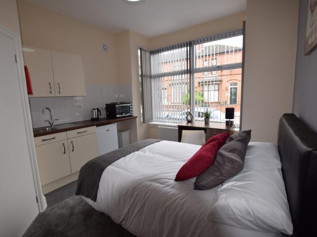 STUDIO AVAILABLE NOW Great Location B23 – Very Nice Homes