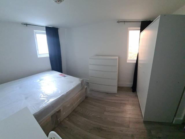 Studio available in Leyton !