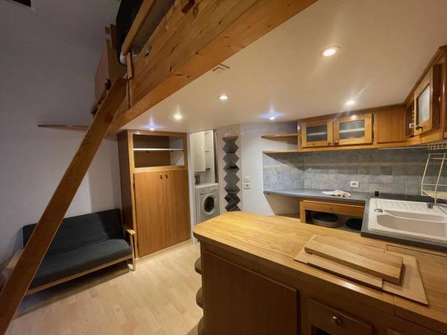 Studio avec terrasse