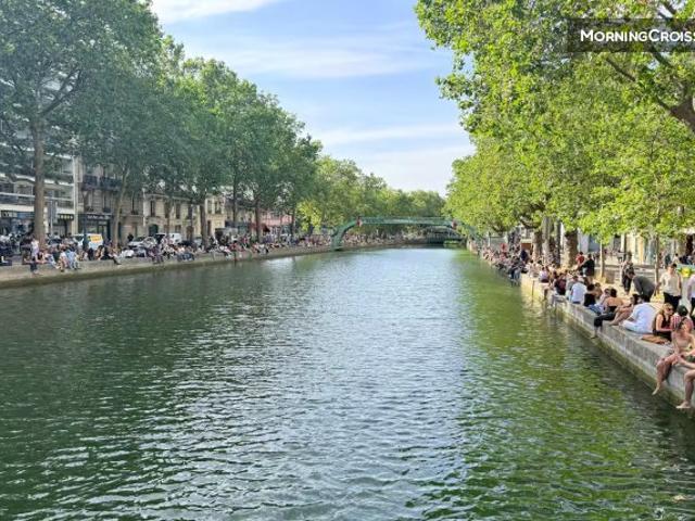 Studio avec terrasse • Vue Canal