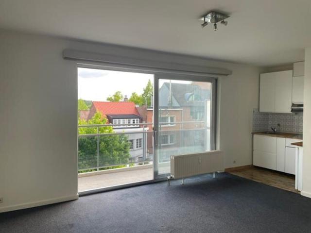 Studio avec terrasse, vue dégagée, Uccle