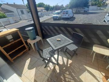 Studio avec terrasse et parking