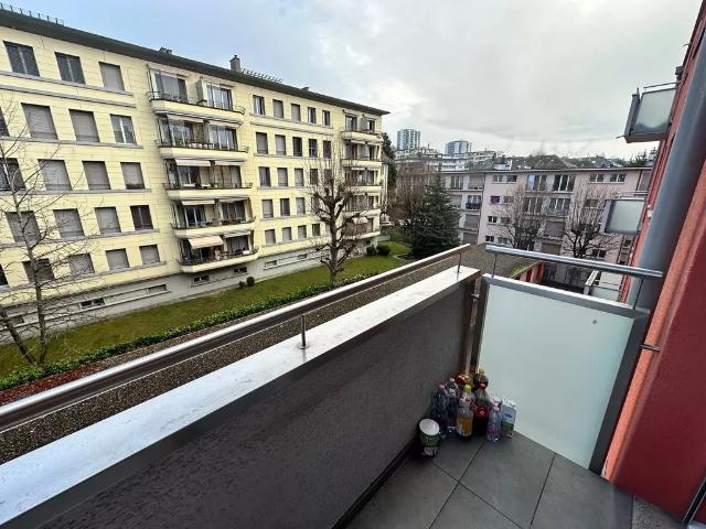 Studio avec balcon à deux pas du centre ville