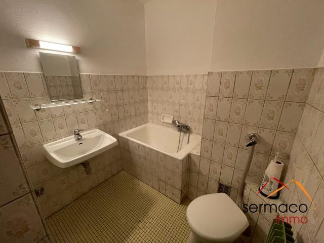Studio avec balcon et garage CHAUFFAGE INCLUS