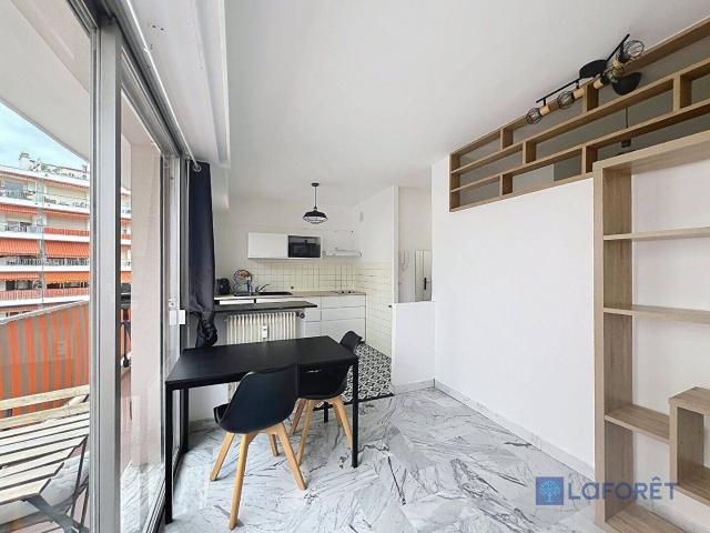 STUDIO AVEC COIN NUIT 27M2 NICE NORD