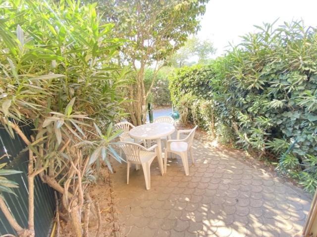 STUDIO AVEC JARDIN 100 METRES PLAGE