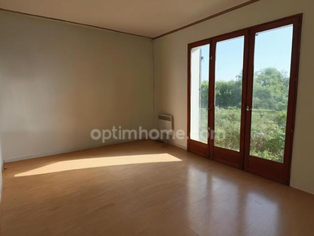 Studio avec jardin privatif et parking 77230 – Moussy le Vieux