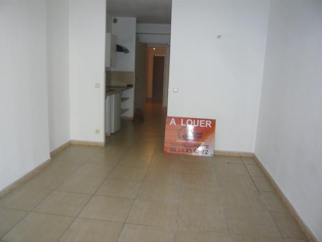 STUDIO AVEC LOGGIA