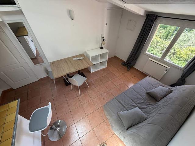 Studio avec Mezzanine 2 rue Merindol