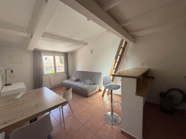Studio avec Mezzanine 2 rue Merindol