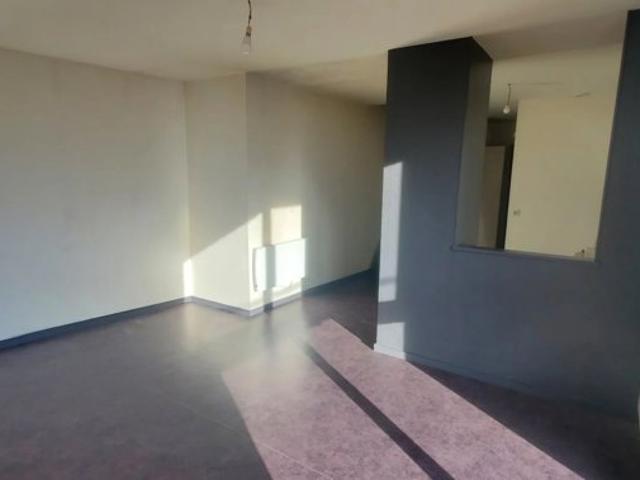 STUDIO avec Mezzanine TULLINS