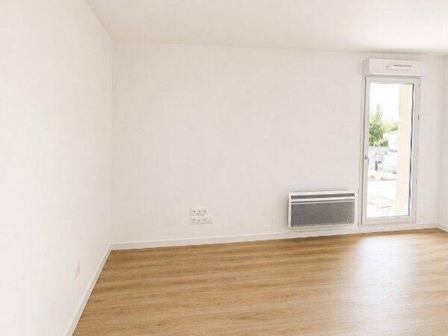 Studio avec parking à Clermont de l'Oise