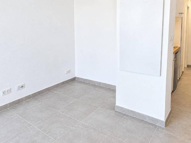 Studio avec parking à La Garde