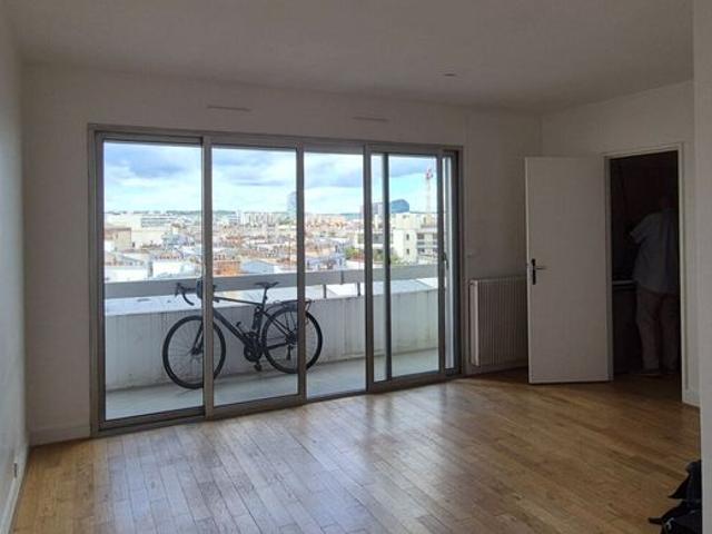 Studio avec parking