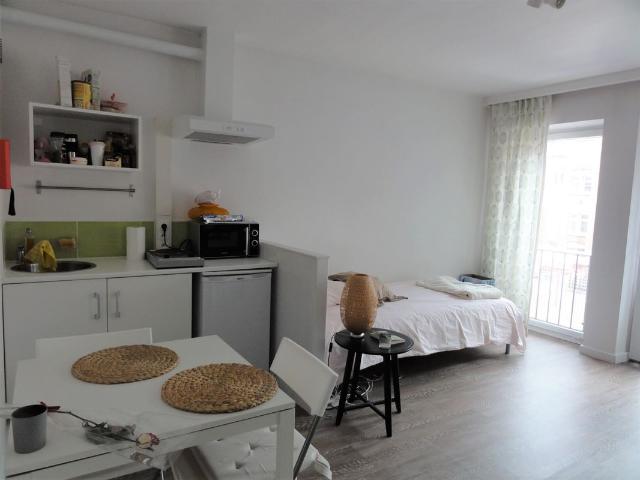 studio bij 13 Rue des Ecoles BASTOGNE
