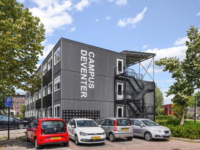 Studio G.J. Leonard Ankersmitlaan 61 F59 7411 AS Deventer