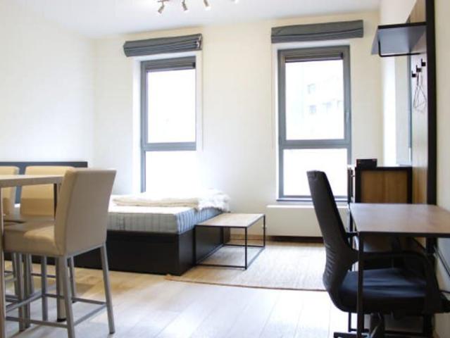 Studio dans un immeuble de standing dans le centre de LLN