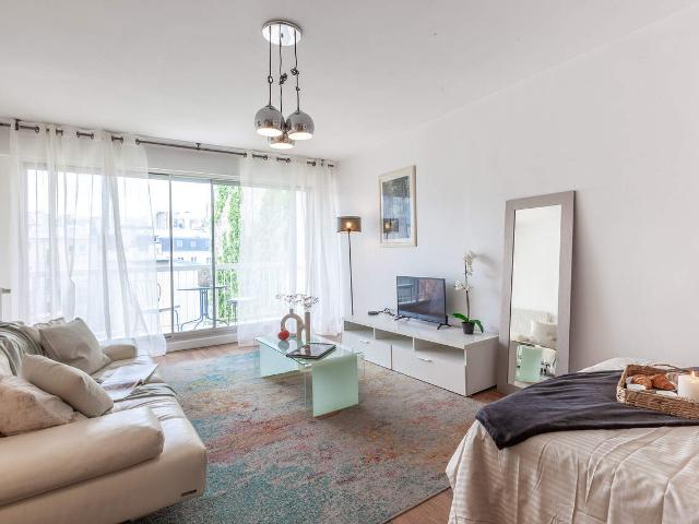 Studio dans le 6ème arrondissement de Paris, 75006: 44 m² — #3702