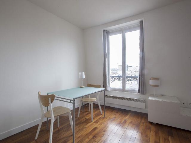 Studio dans le 14ème arrondissement de Paris, 75014: 30 m² — #4378