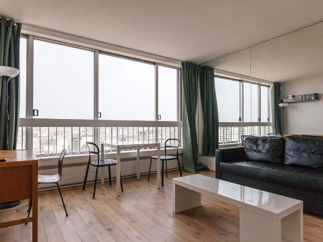 Studio dans le 15ème arrondissement de Paris, 75015: 28 m² — #3577