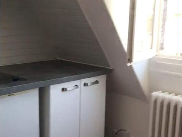 Studio dans le 16ème arrondissement de Paris, 75016: 9 m² — #4400