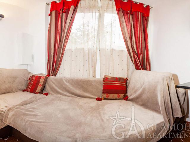 Studio dans le 16ème arrondissement de Paris, 75016: 10 m² — #2053