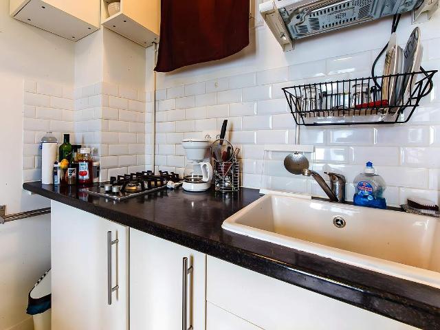 Studio dans le 16ème arrondissement de Paris, 75016: 18 m² — #3594