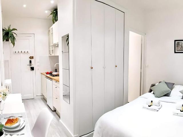 Studio dans le 16ème arrondissement de Paris, 75016: 20 m² — #4110