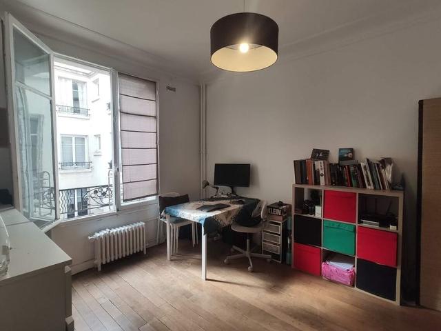 Studio dans le 16ème arrondissement de Paris, 75116: 34 m² — #4336