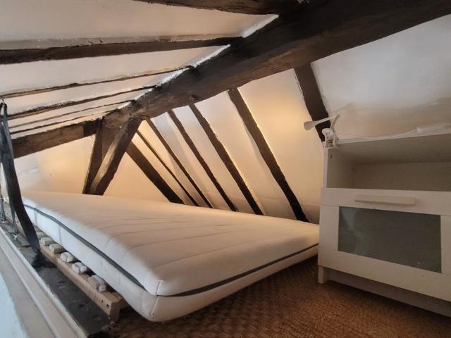Studio de 10m2 à louer sur Paris 02