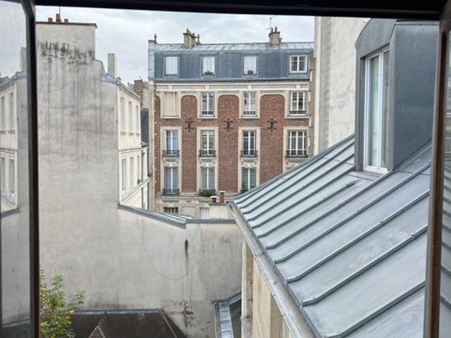 Studio de 10m2 à louer sur Paris 04